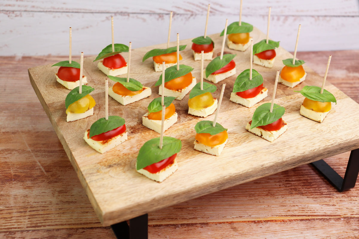 Tomato & Cheese Appetizer